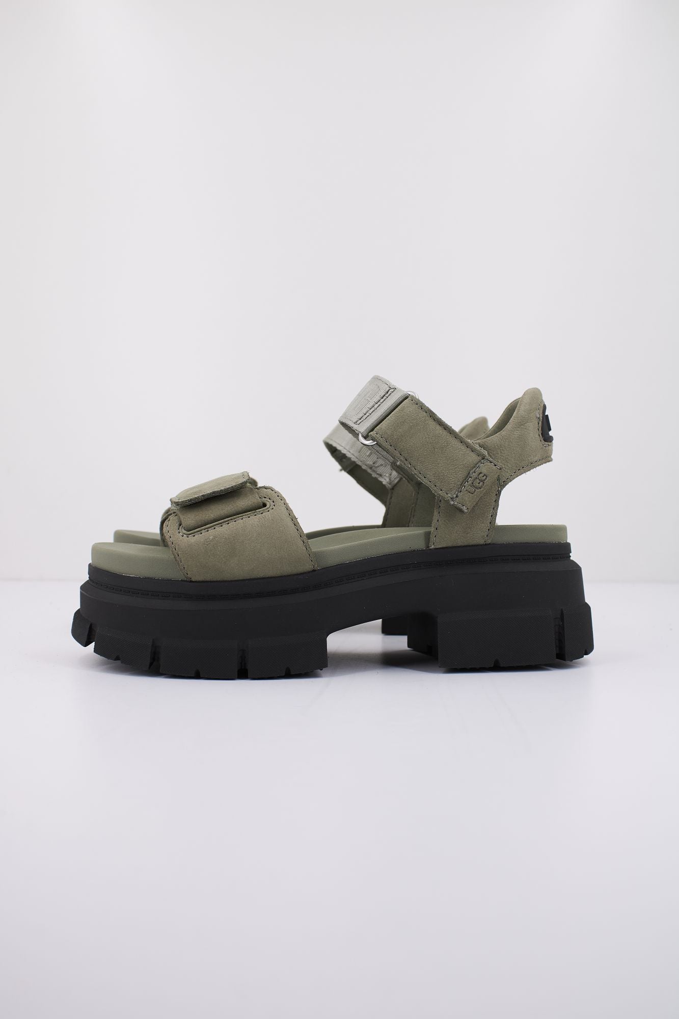 UGG W ASHTON ANKLE en color VERDE (1)