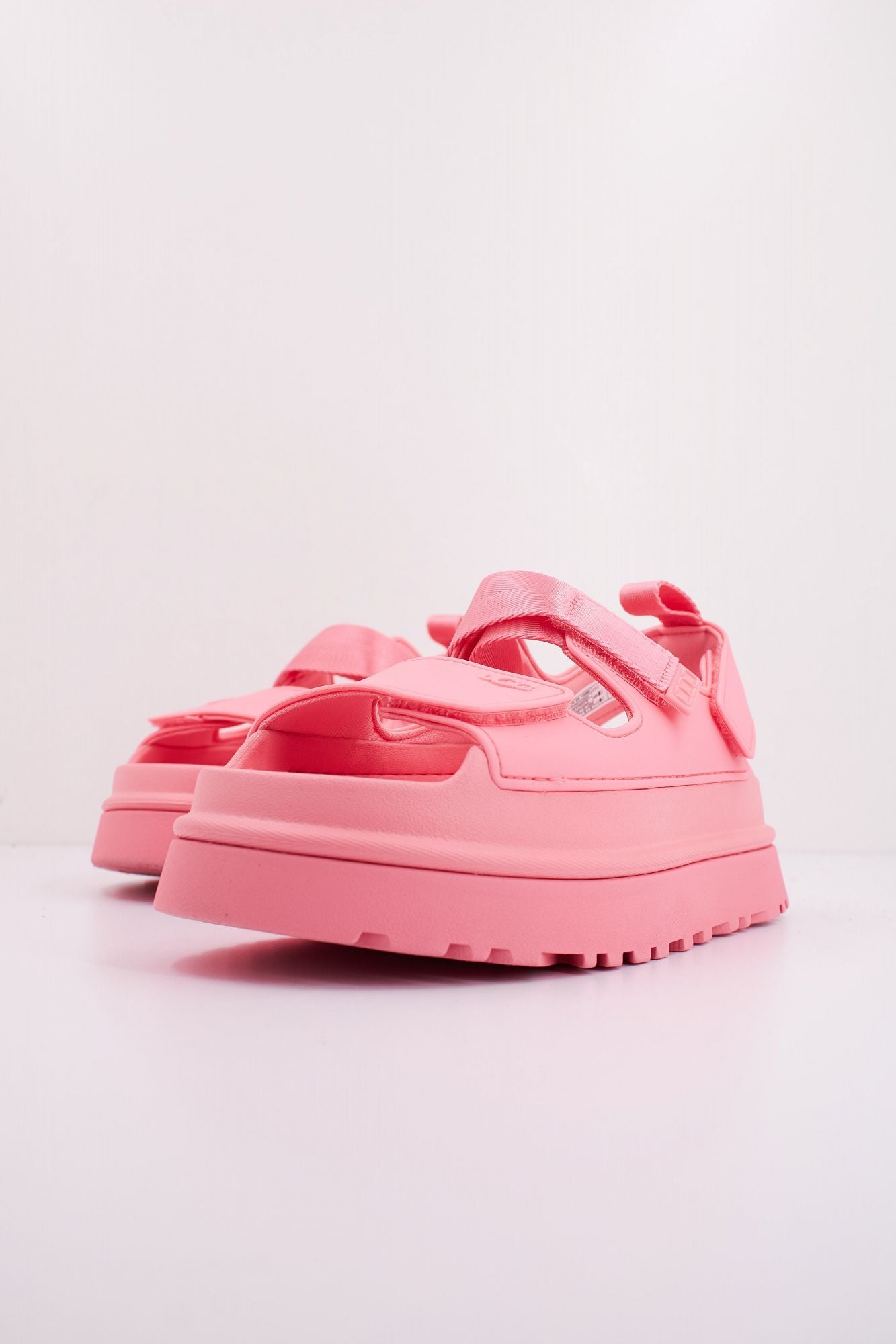 UGG W GOLDENGLOW en color ROSA (2)