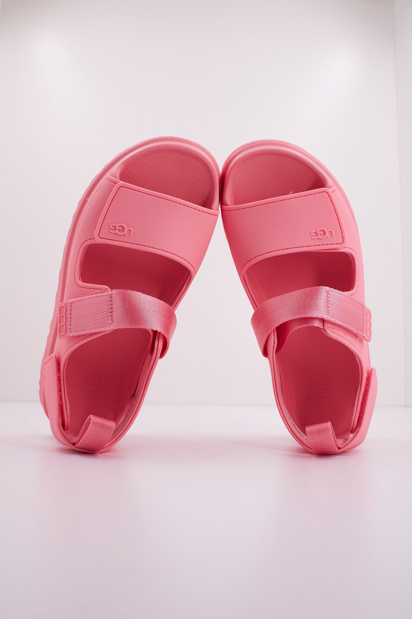 UGG W GOLDENGLOW en color ROSA (3)