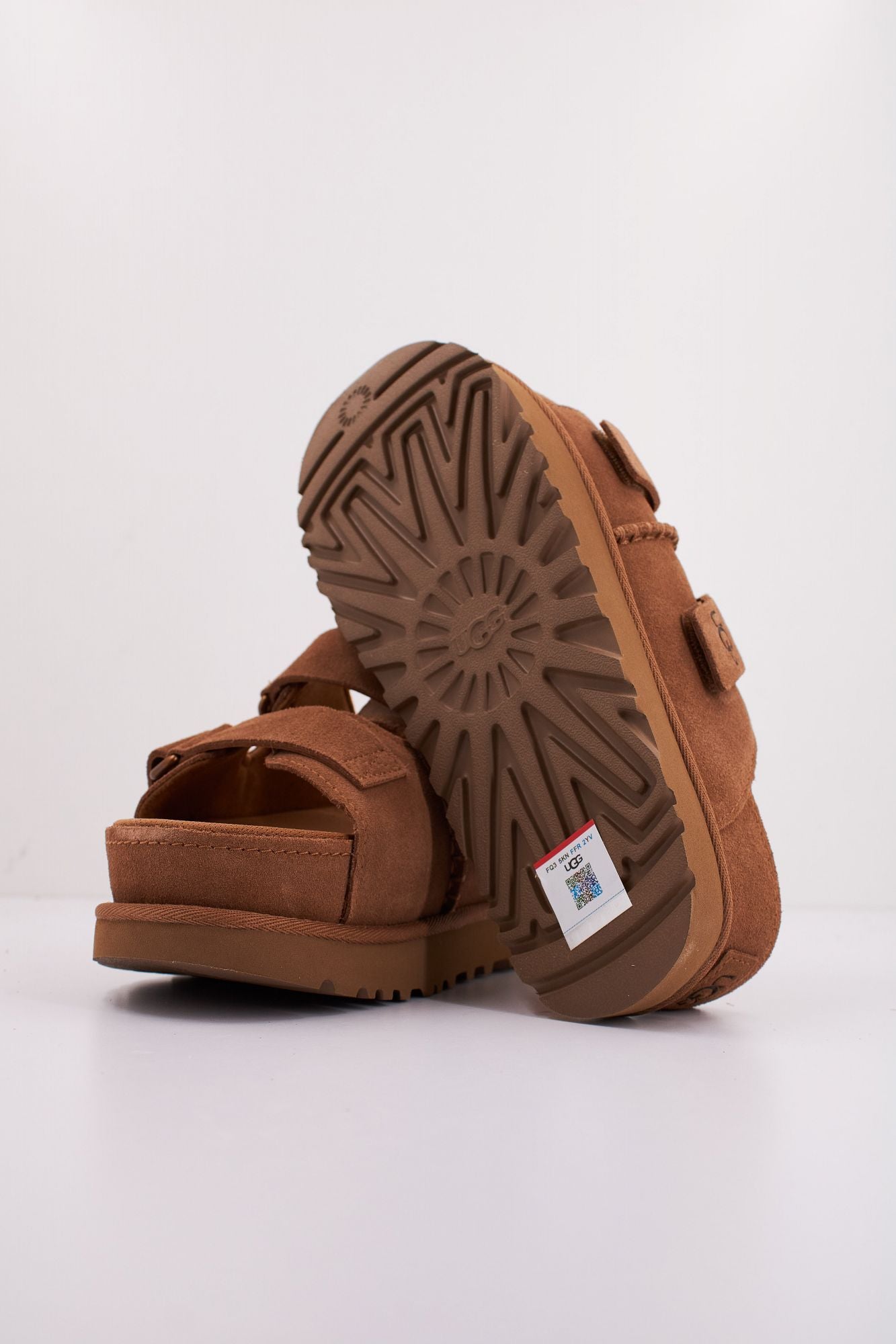 UGG W GOLDENSTAR HI SLIDE en color MARRON CLARO (5)