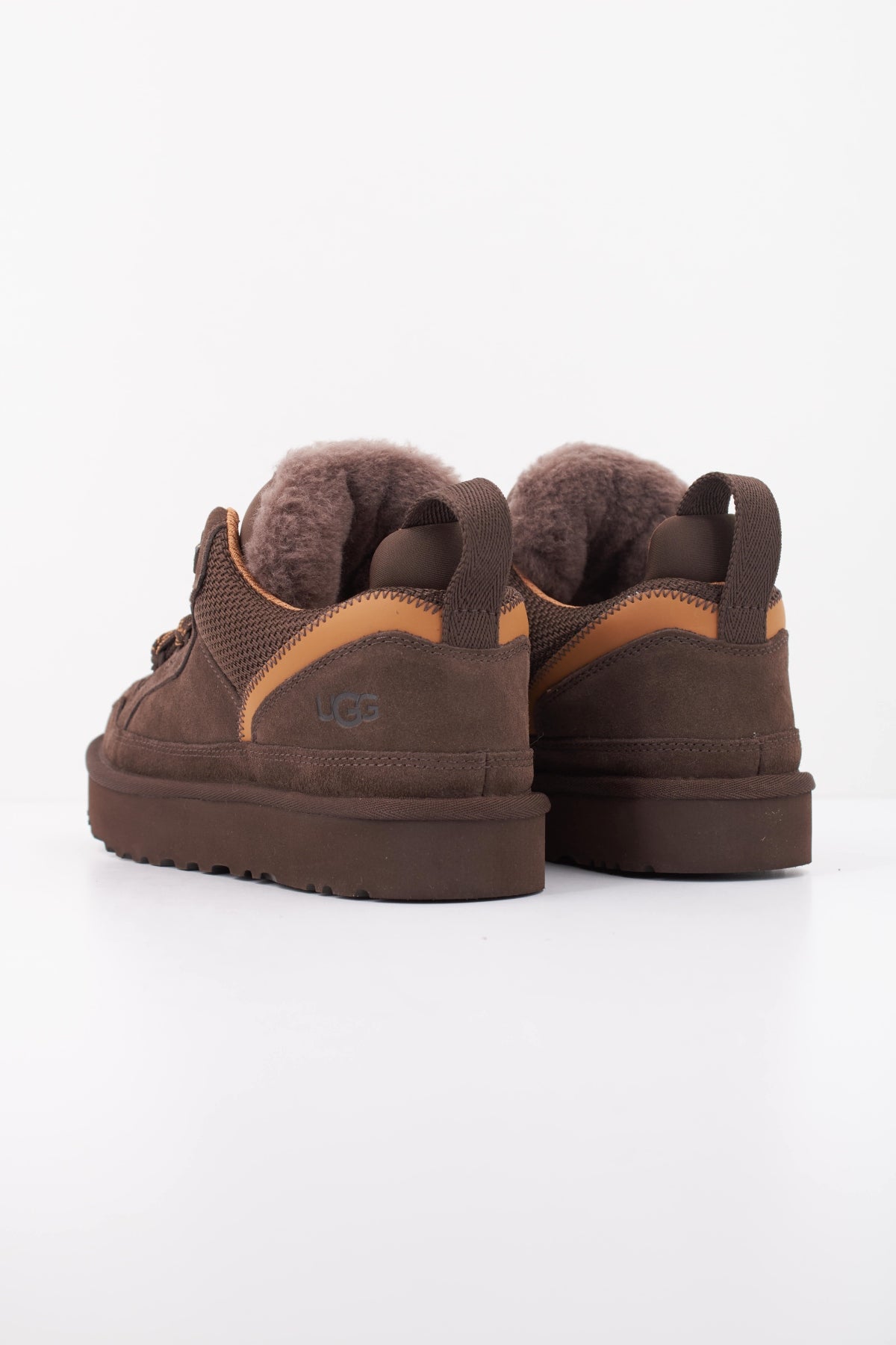 UGG W LOWMEL en color MARRON (4)
