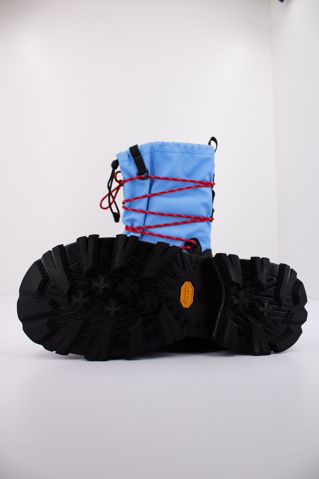 UGG W METROPEAK en color AZUL (5)