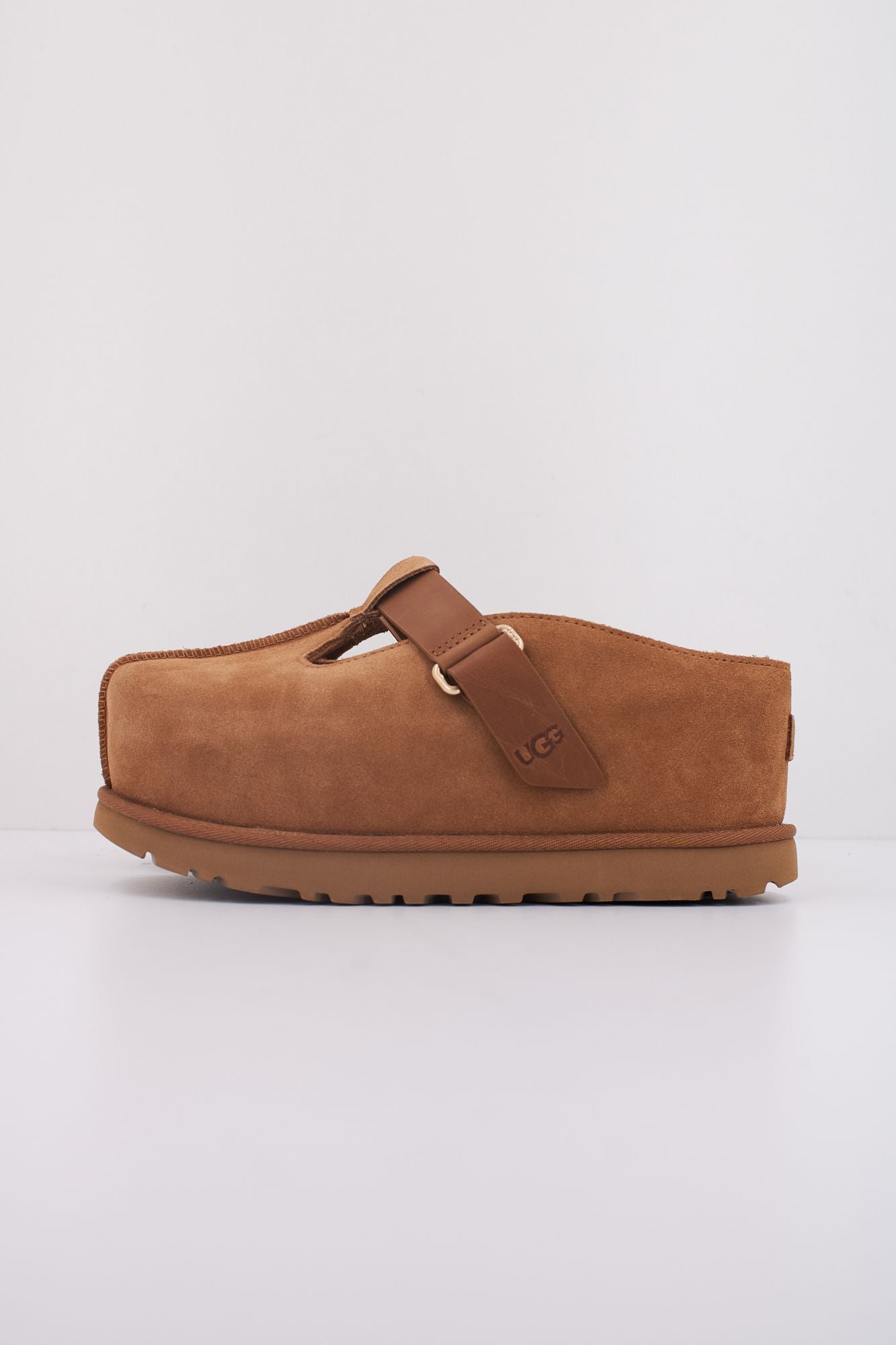 UGG W GOLDENSTAR HI CLOG en color MARRON (1)