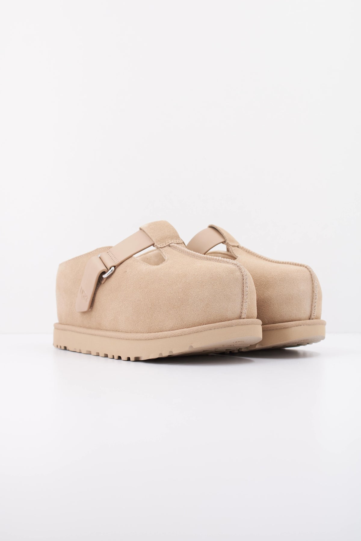UGG W GOLDENSTAR HI CLOG en color MARRON CLARO (2)