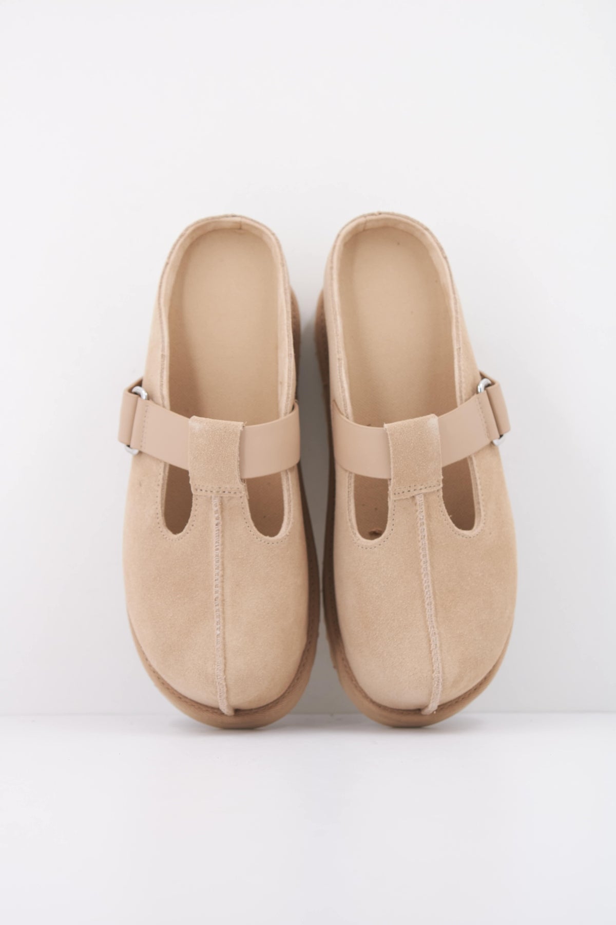 UGG W GOLDENSTAR HI CLOG en color MARRON CLARO (3)
