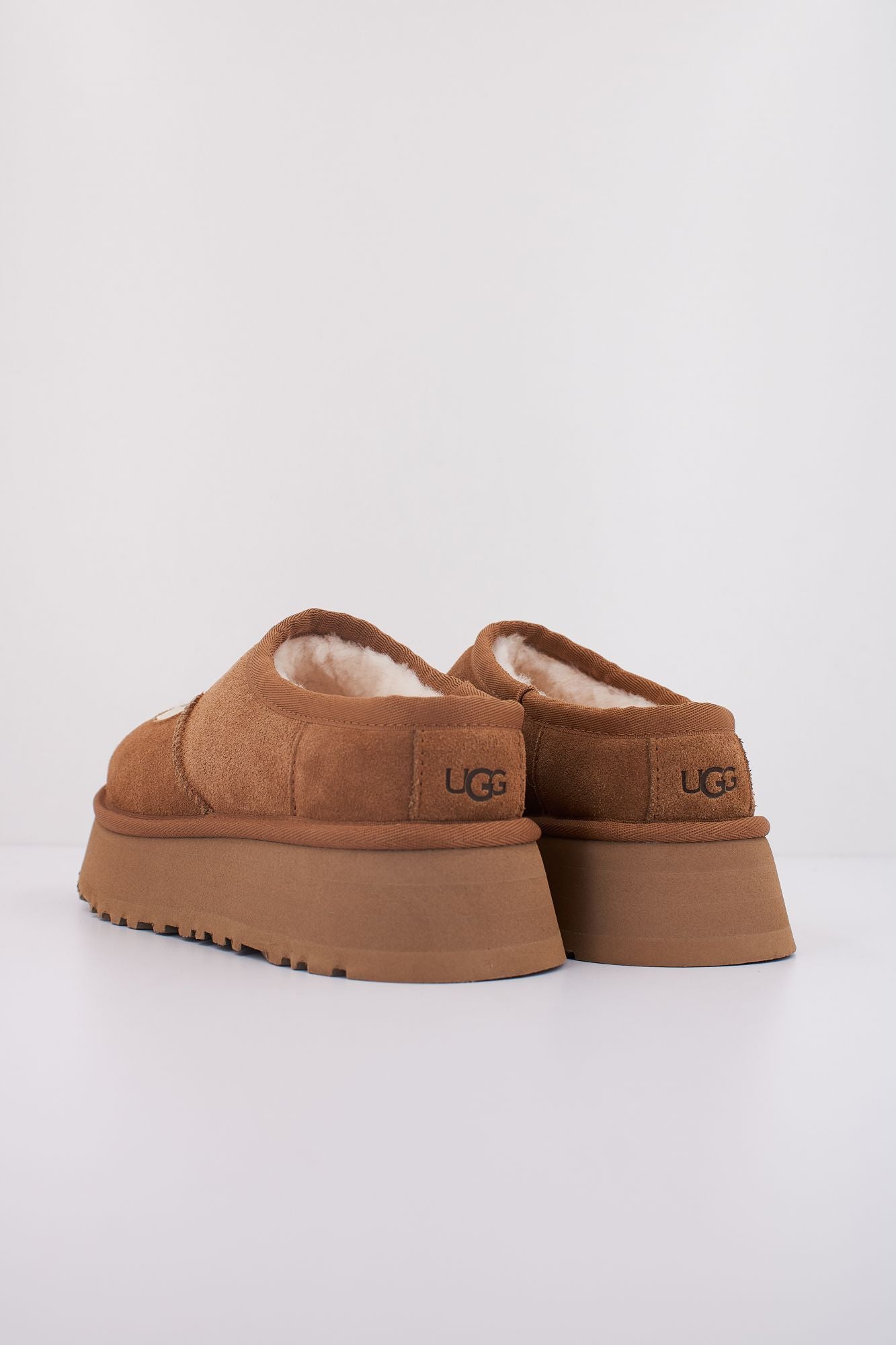 UGG W BEA MARY JANE en color MARRON (4)