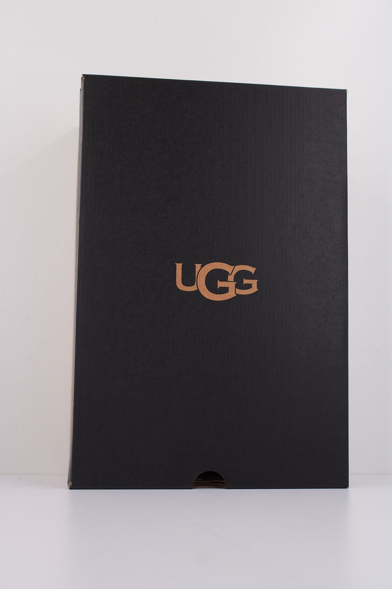 UGG M PEACKMOD en color NEGRO (6)