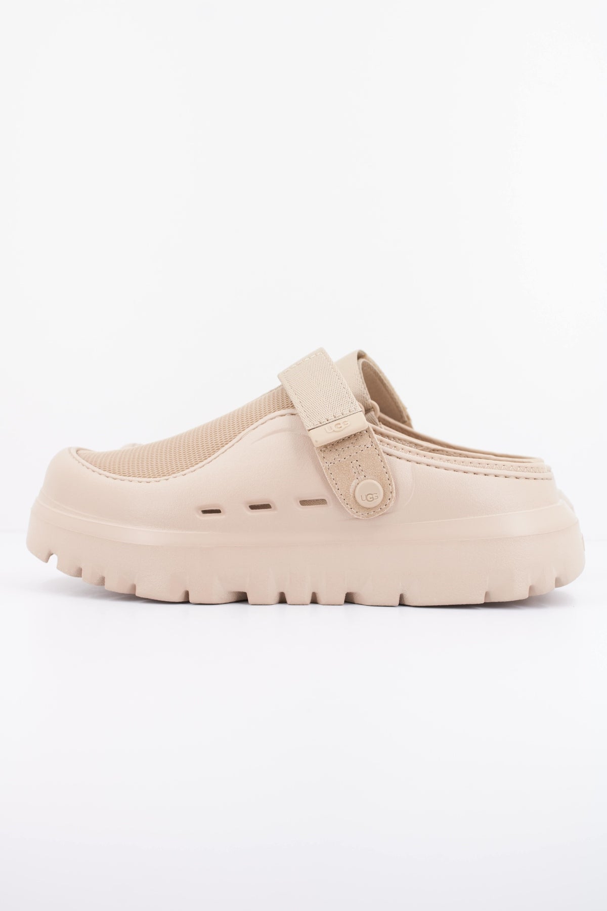 UGG M PEACKMOD en color MARRON CLARO (1)