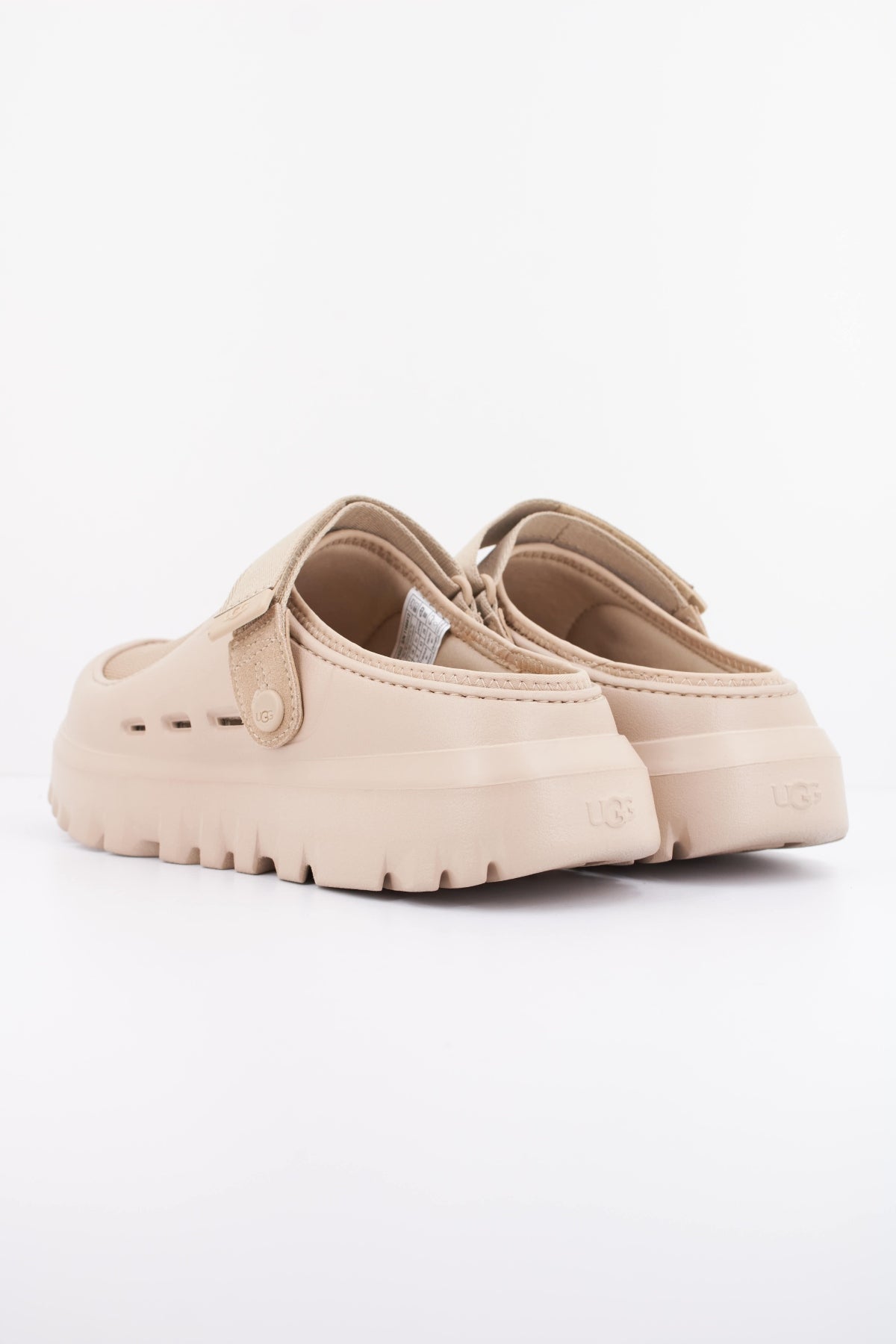 UGG M PEACKMOD en color MARRON CLARO (4)