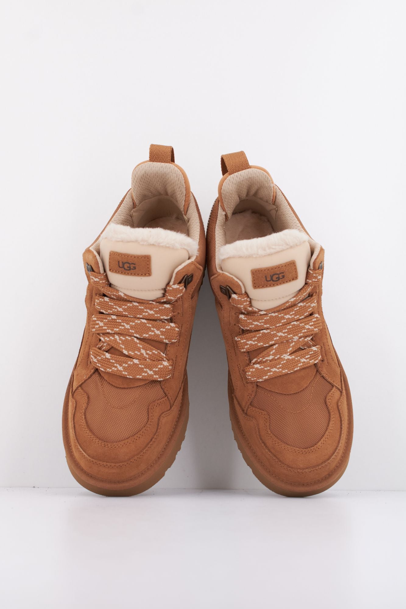UGG M LOWMEL en color MARRON (3)