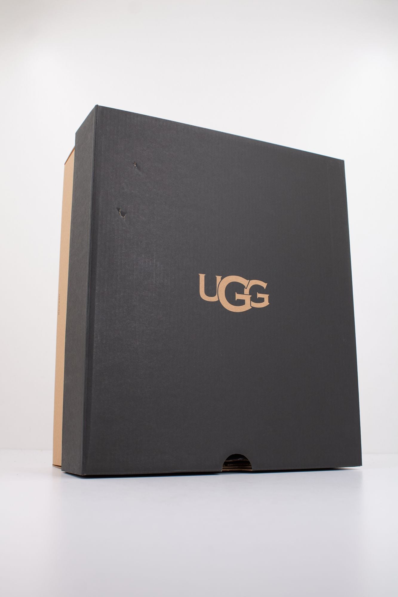 UGG M LOWMEL en color MARRON (6)