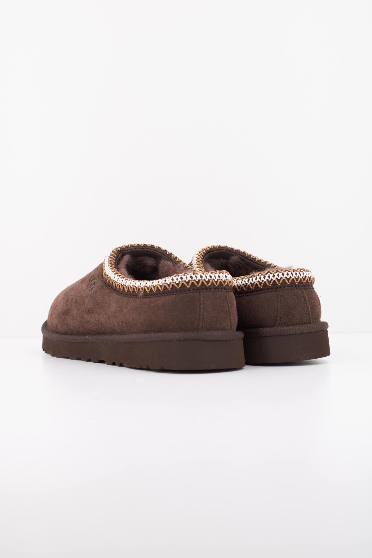UGG TASMAN II en color MARRON (4)