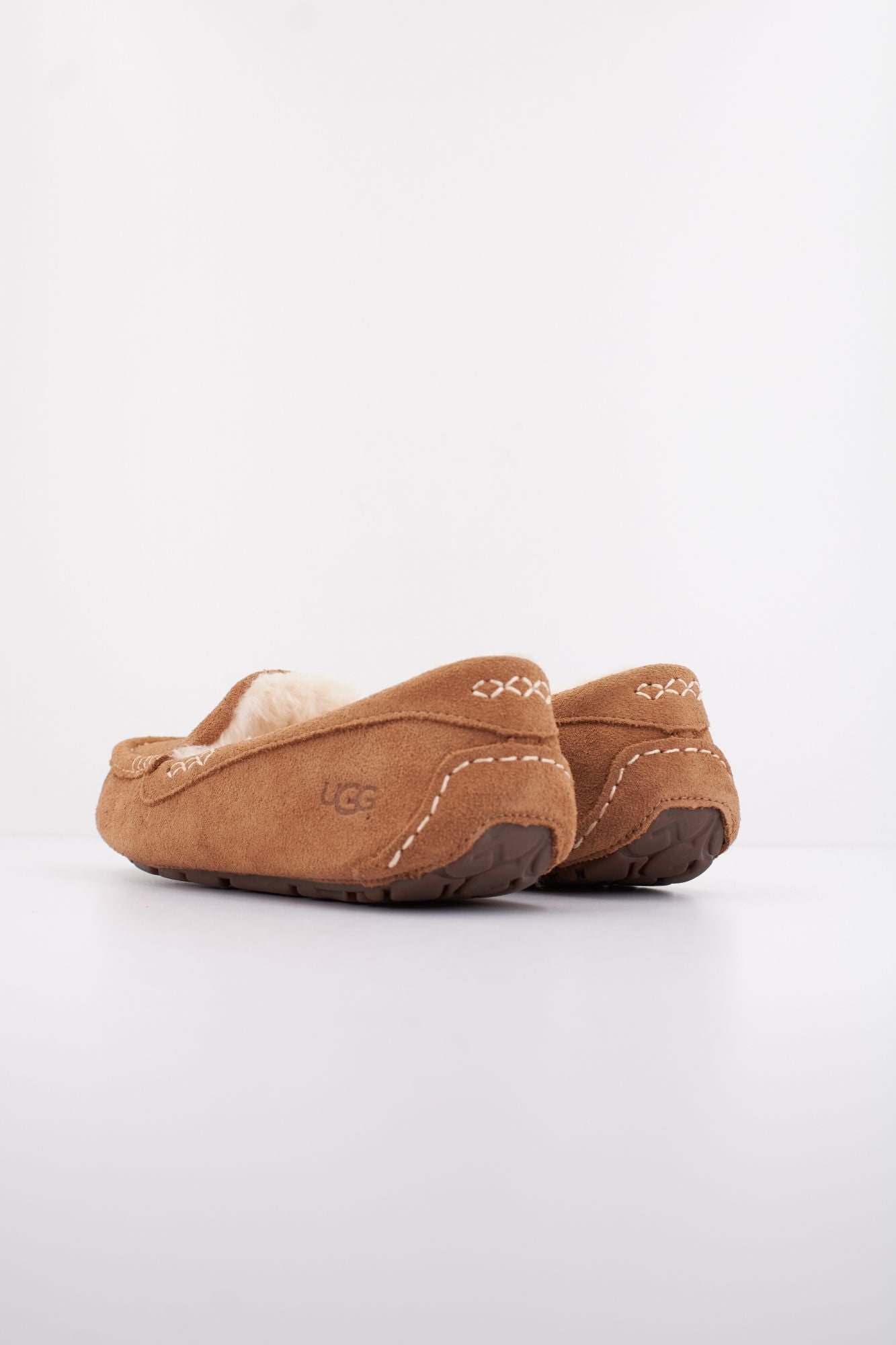 UGG W ANSLEY en color MARRON (4)