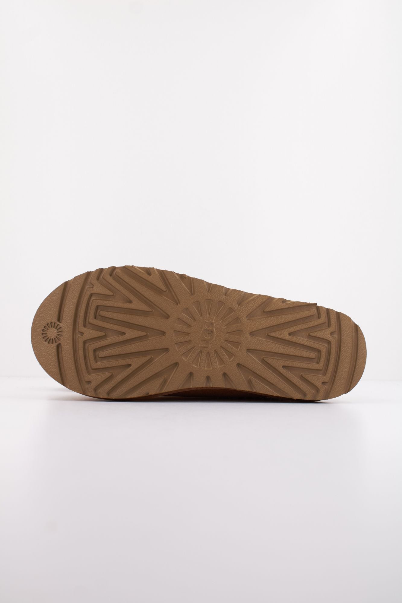 UGG W TASMAN II en color MARRON (5)
