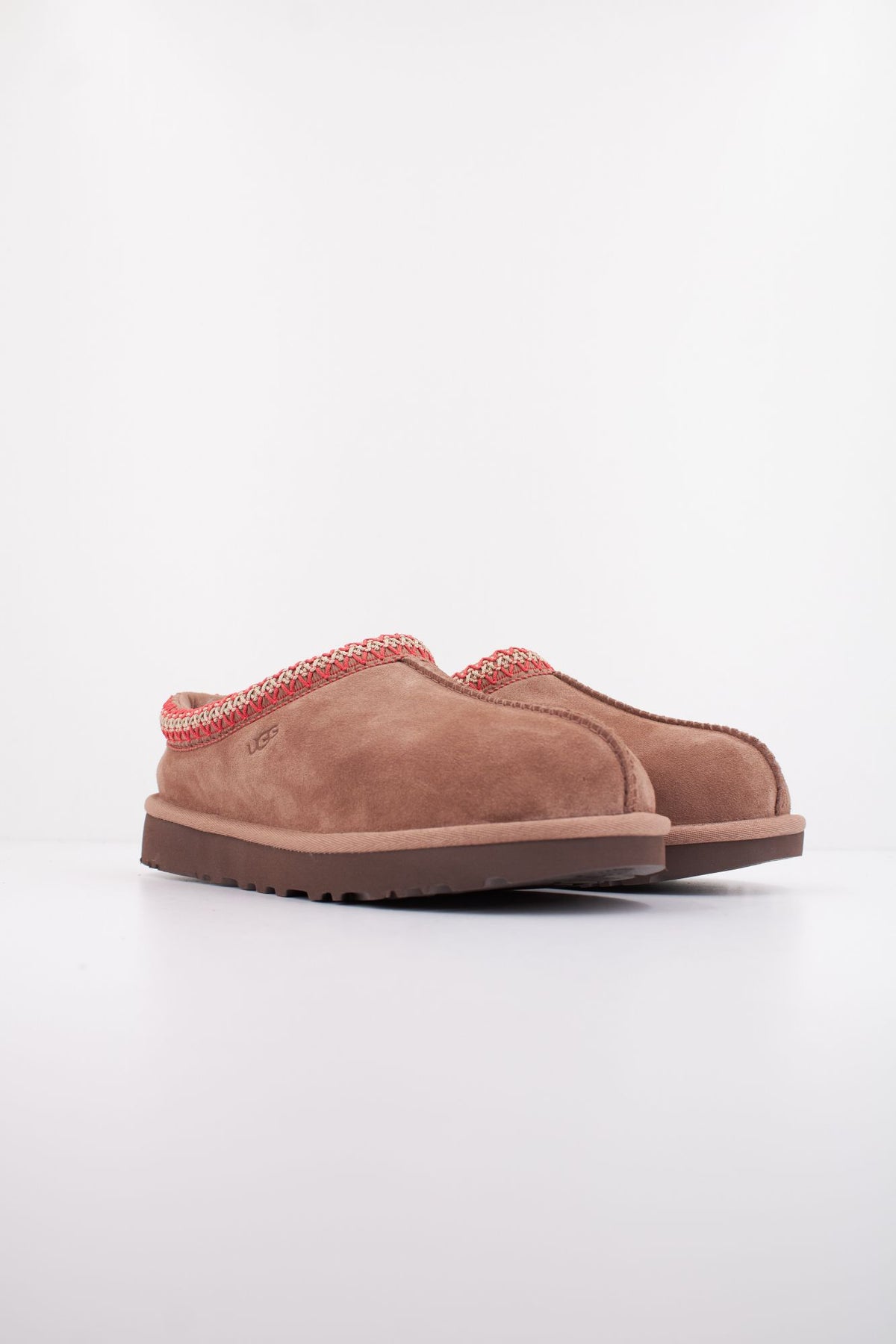 UGG TASMAN II 1174470U en color MARRON (2)