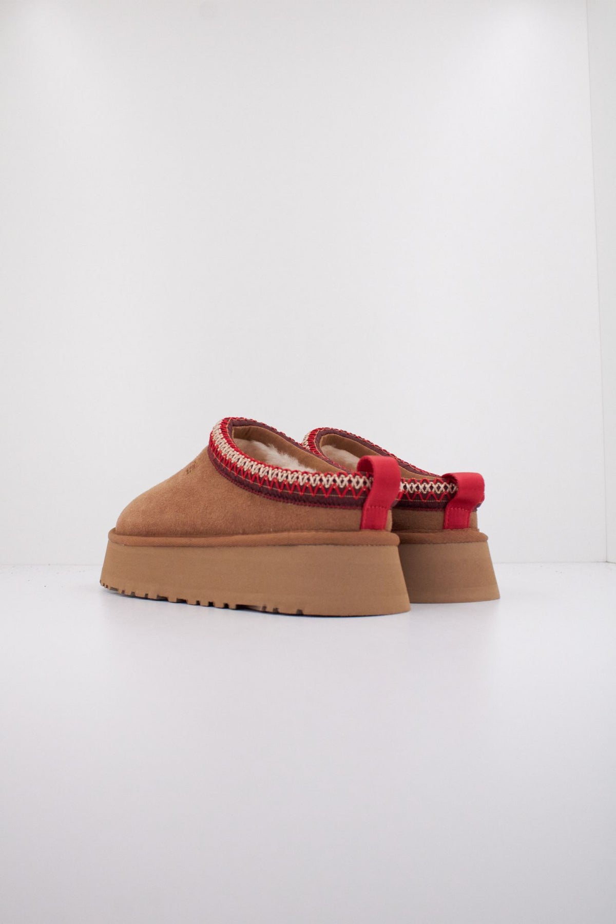 UGG TAZZ II en color MARRON (4)