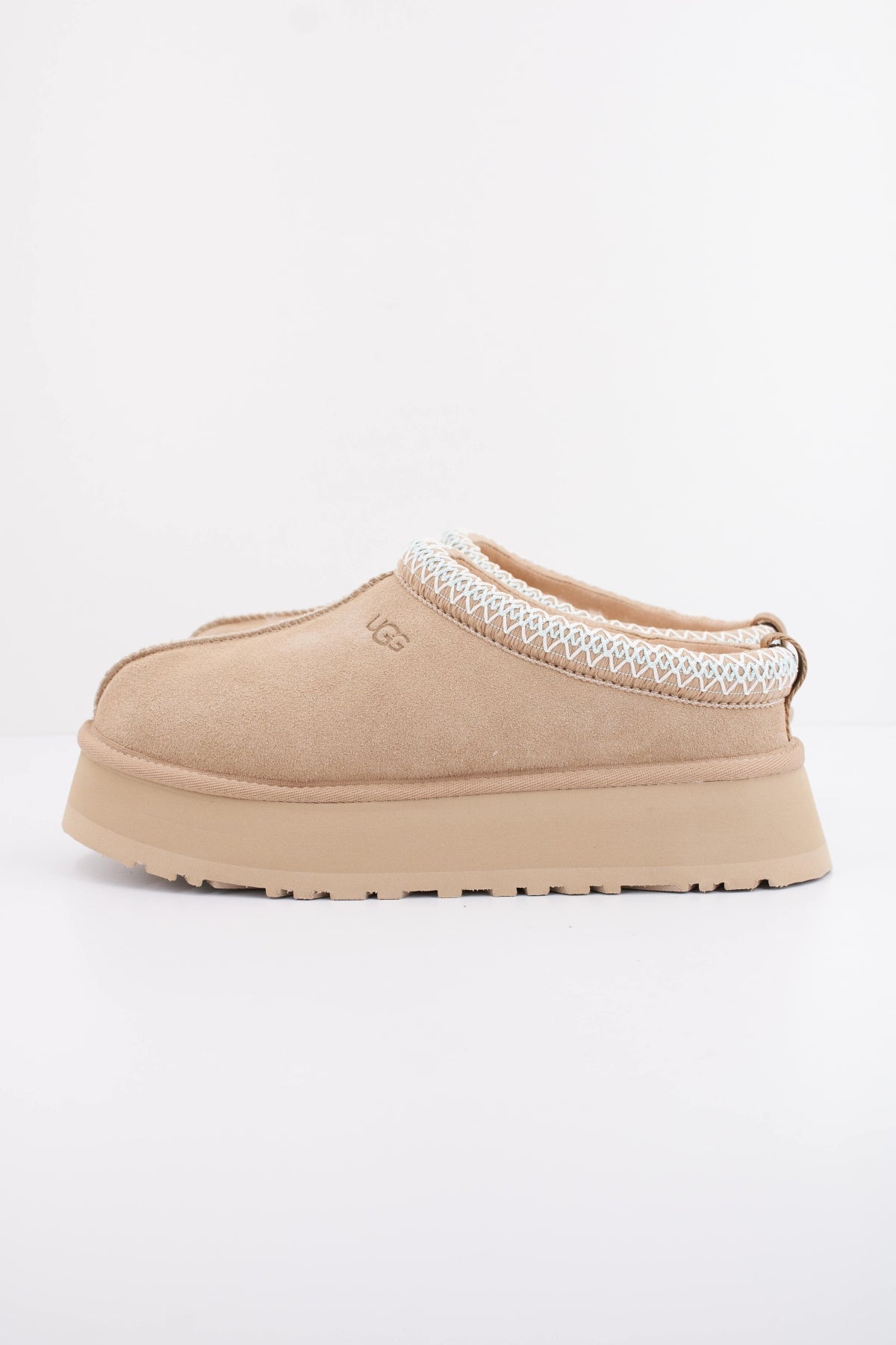 UGG W TAZZ II en color BEIS (1)