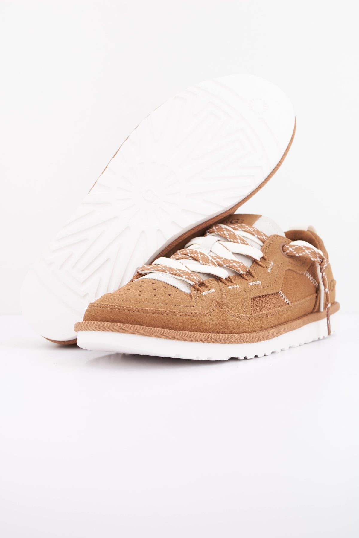UGG M MINIMEL en color MARRON (5)