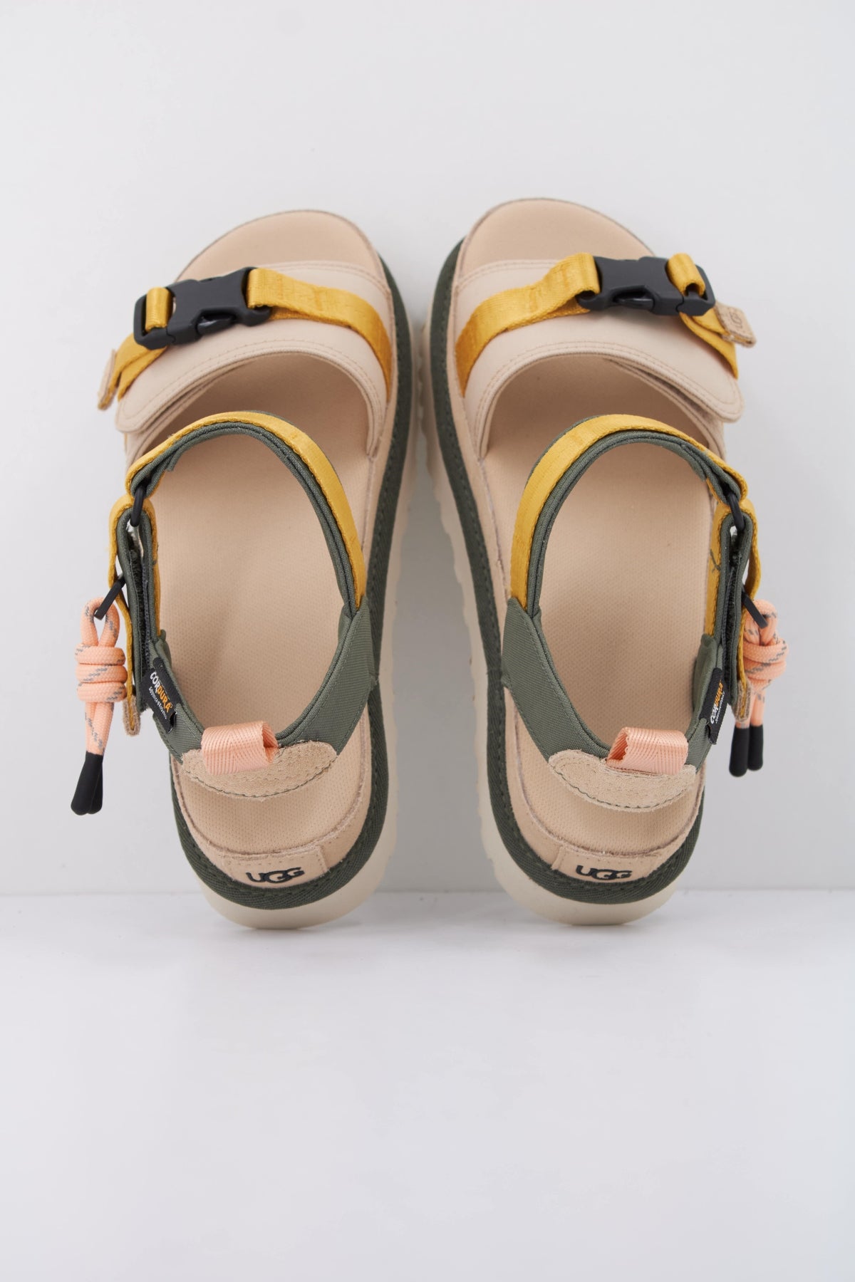 UGG W GOLDENSTAR WILDWOOD en color BEIS (3)