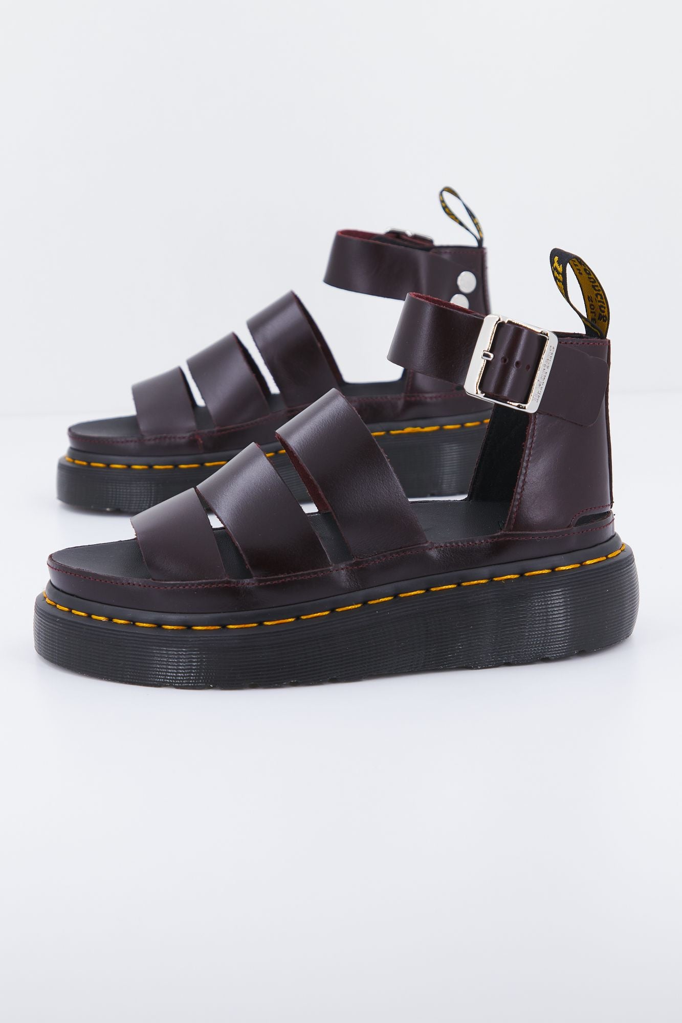 DR. MARTENS CLARISSA II QUAD en color BURDEOS (1)