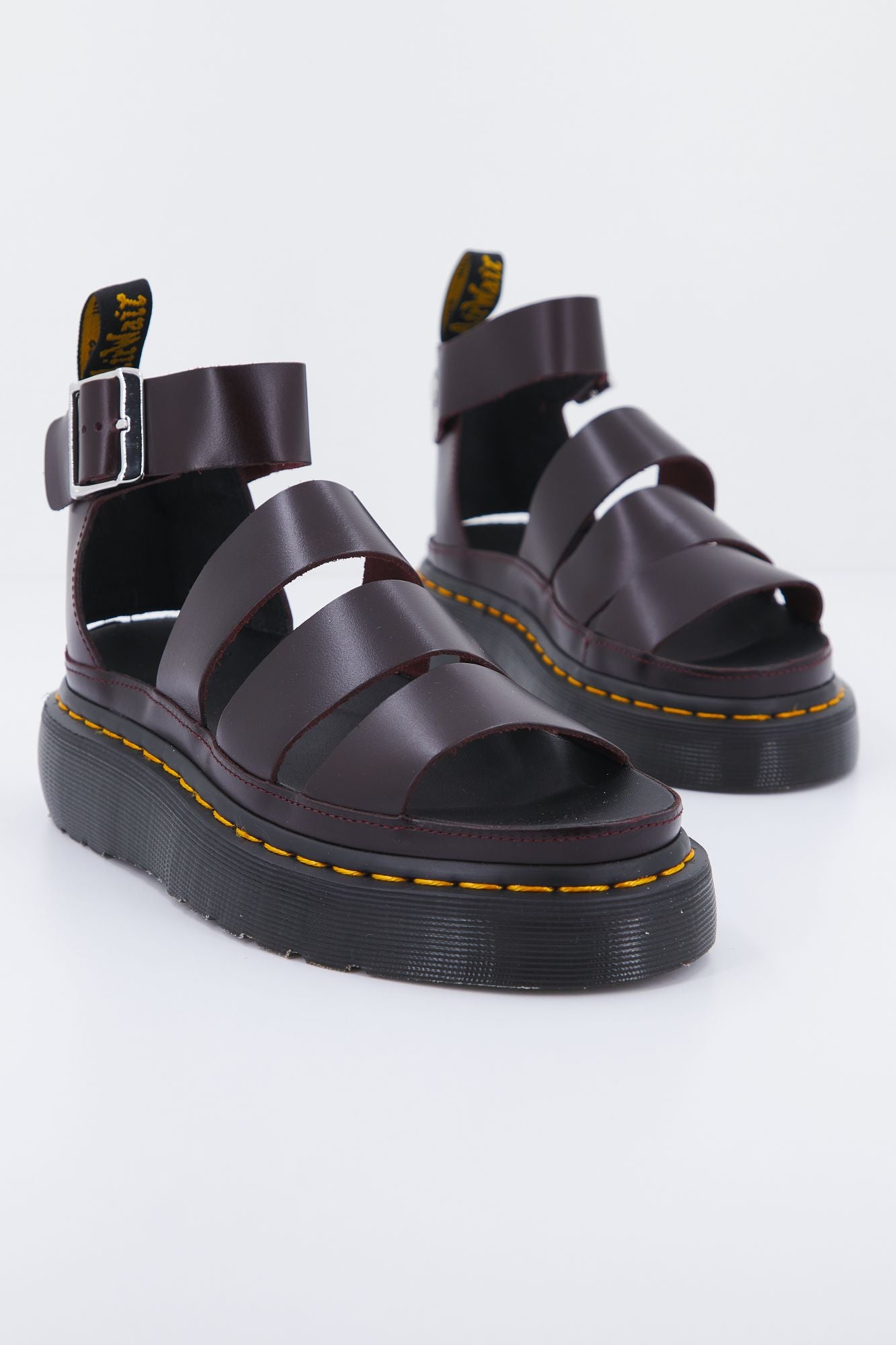 DR. MARTENS CLARISSA II QUAD en color BURDEOS (2)