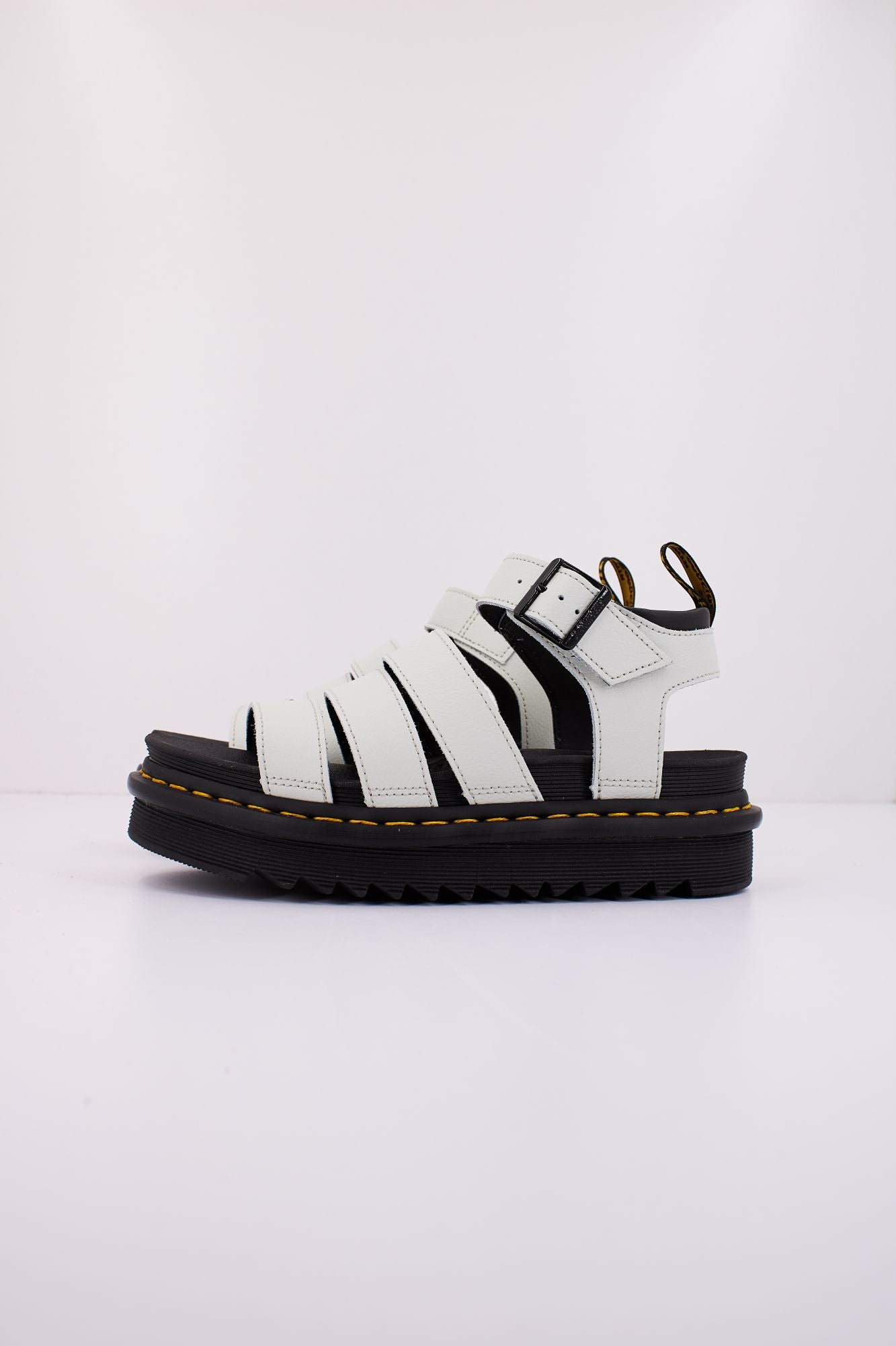 DR. MARTENS BLAIRE en color VERDE (1)