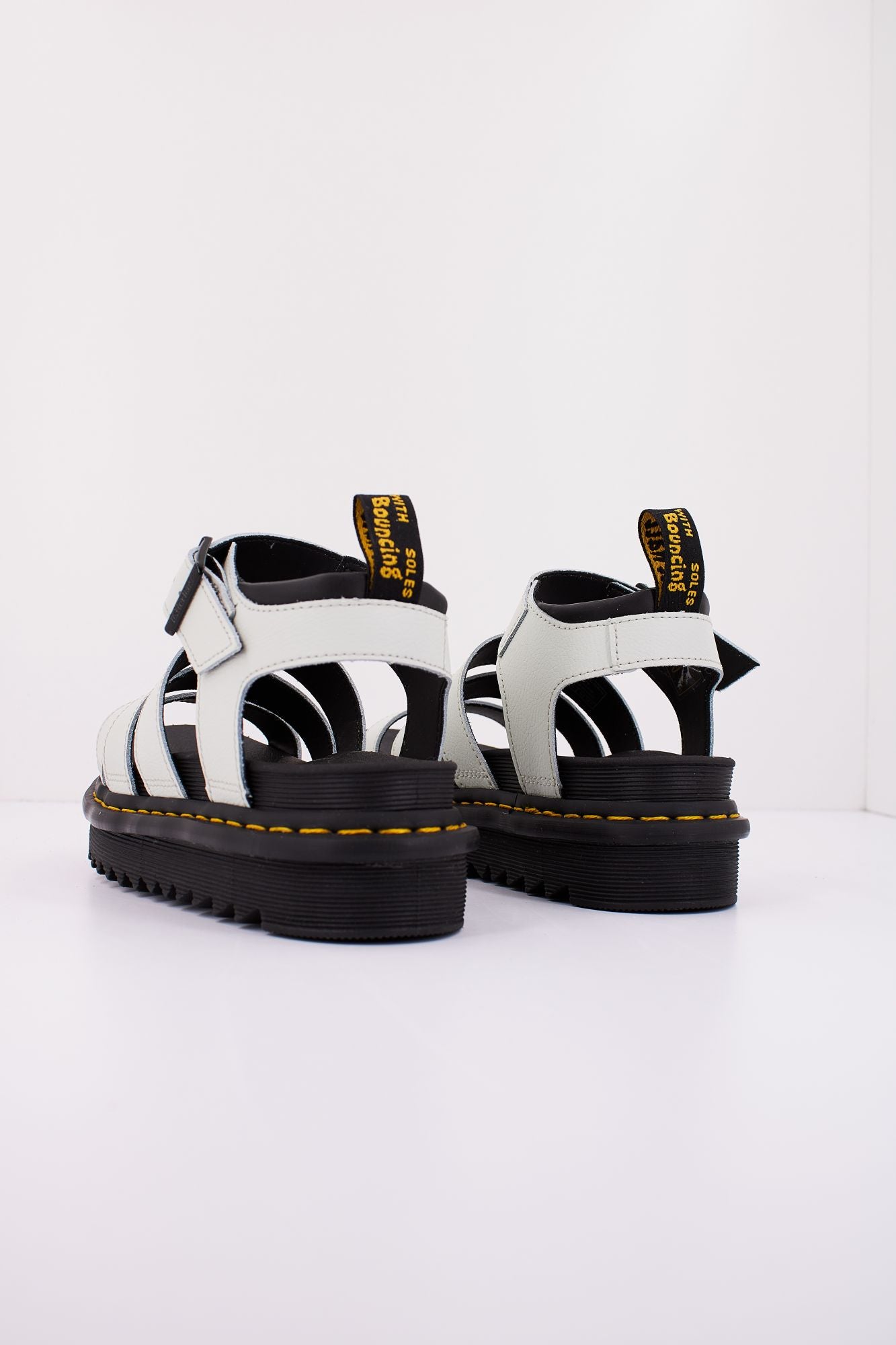 DR. MARTENS BLAIRE en color VERDE (3)