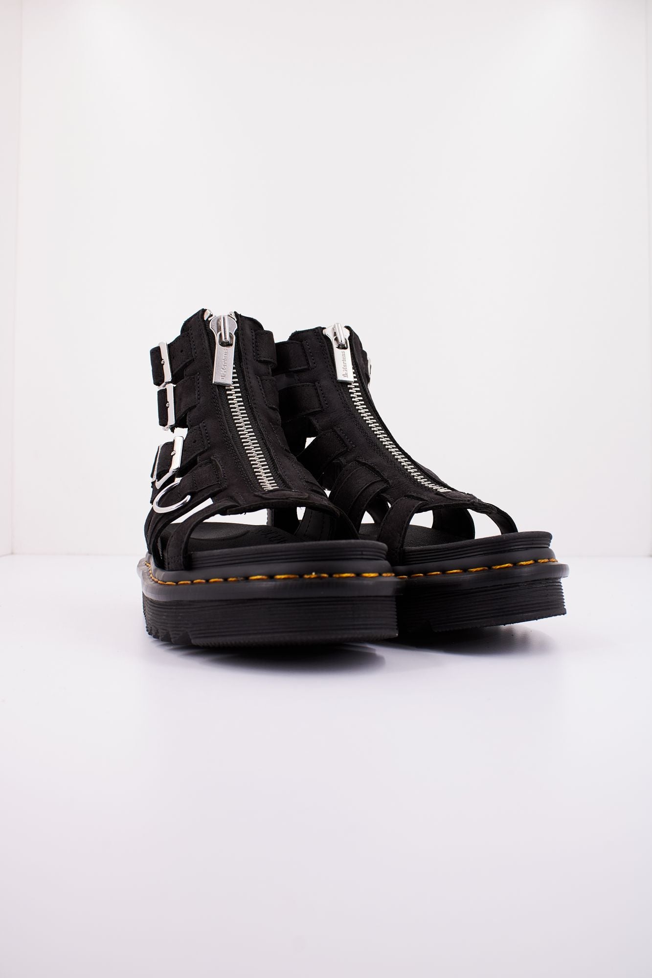 DR. MARTENS OLSON en color NEGRO (2)