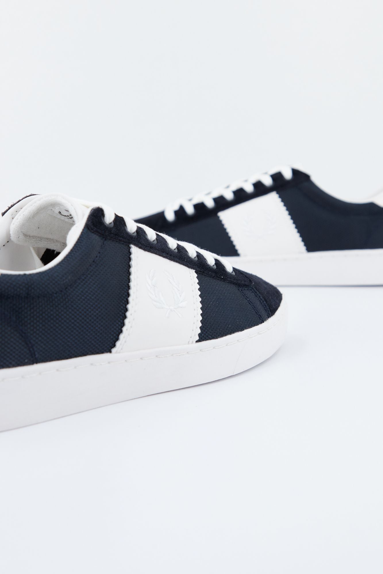 FRED PERRY SPENCER POLY en color AZUL (2)