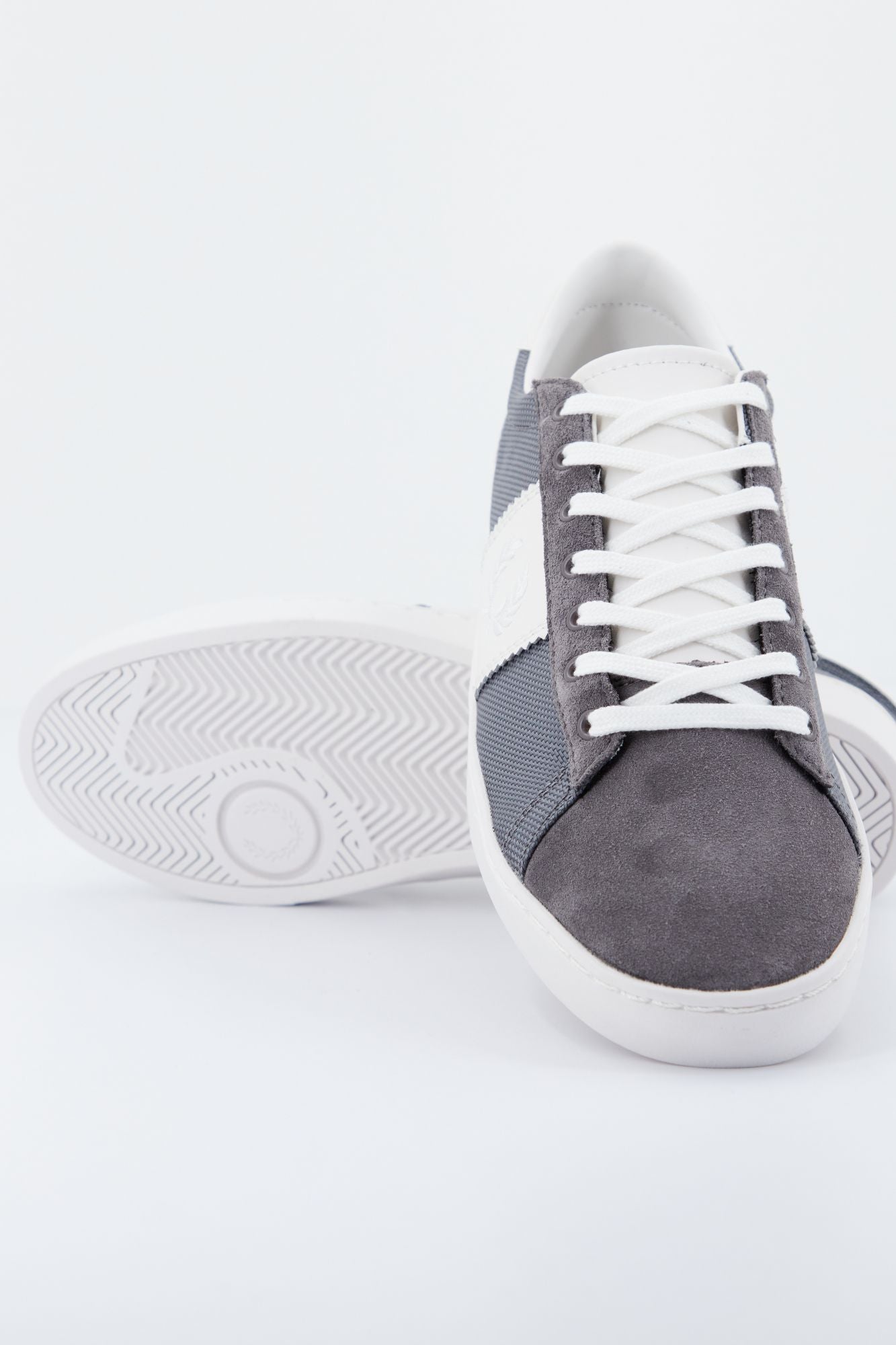 FRED PERRY SPENCER POLY en color GRIS (4)