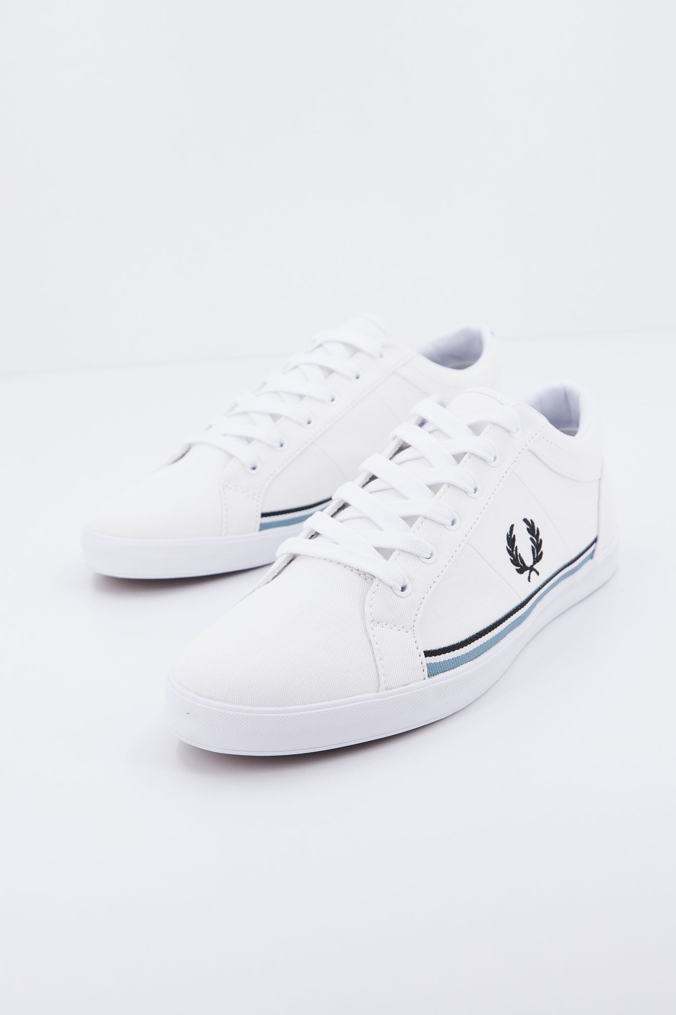 FRED PERRY BASELINE TWILL en color BLANCO (3)