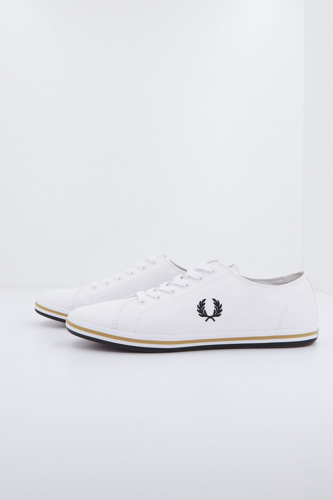 FRED PERRY KINGSTON TWILL en color BLANCO (3)