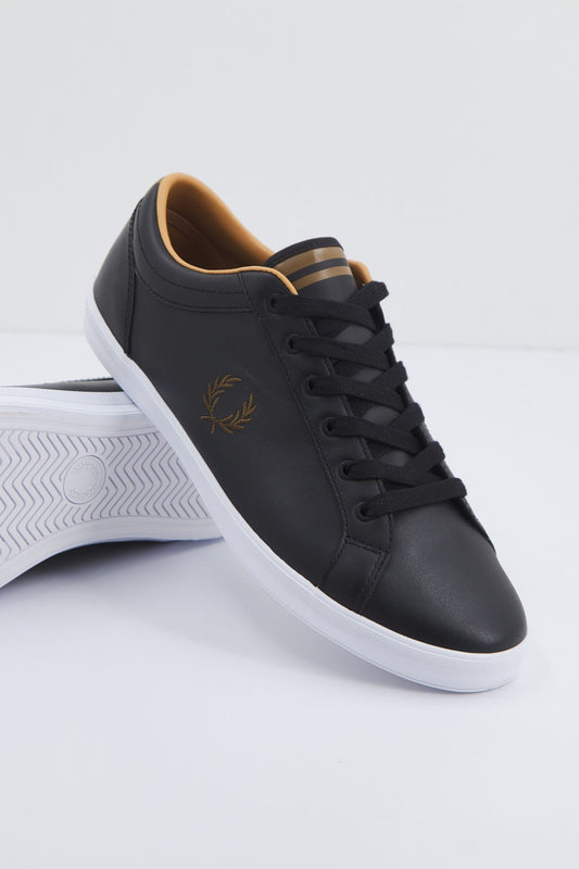 FRED PERRY BASELINE LEATHER en color NEGRO (2)