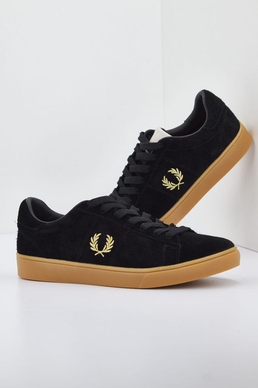 FRED PERRY SPENCER SUEDE en color NEGRO (1)