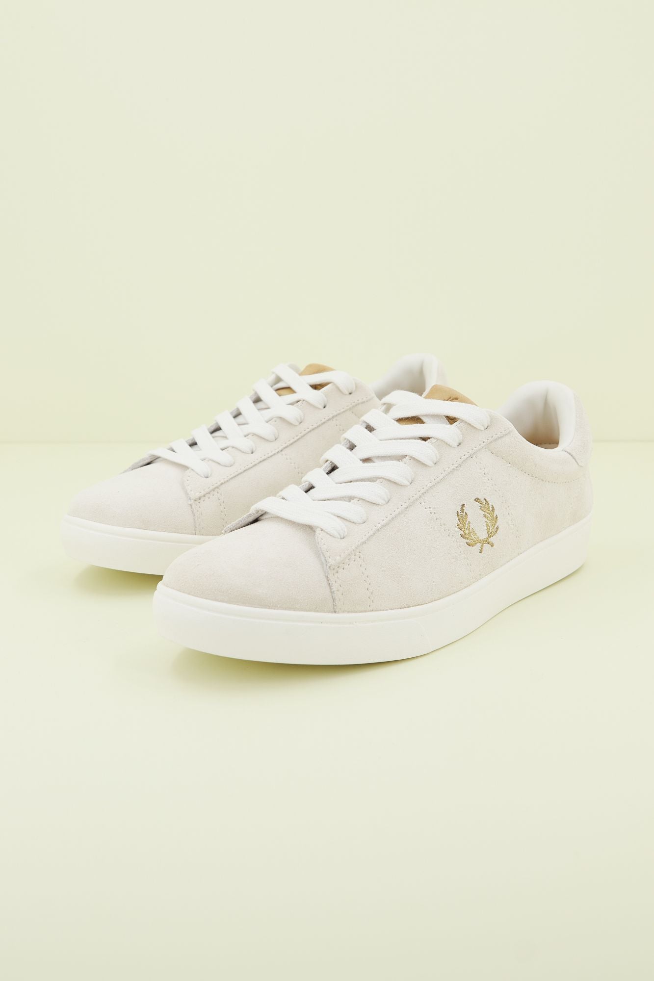 FRED PERRY SPENCER SUEDE en color BEIS (2)