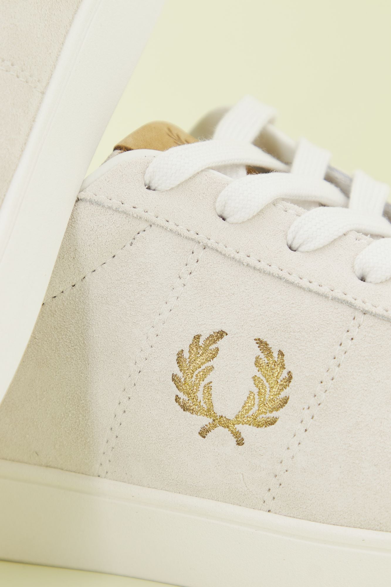 FRED PERRY SPENCER SUEDE en color BEIS (4)