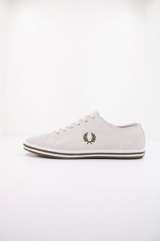 FRED PERRY KINGSTON SUEDE en color BEIS (1)