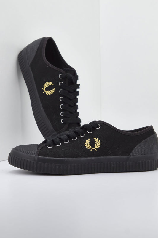FRED PERRY B8108 en color NEGRO (1)