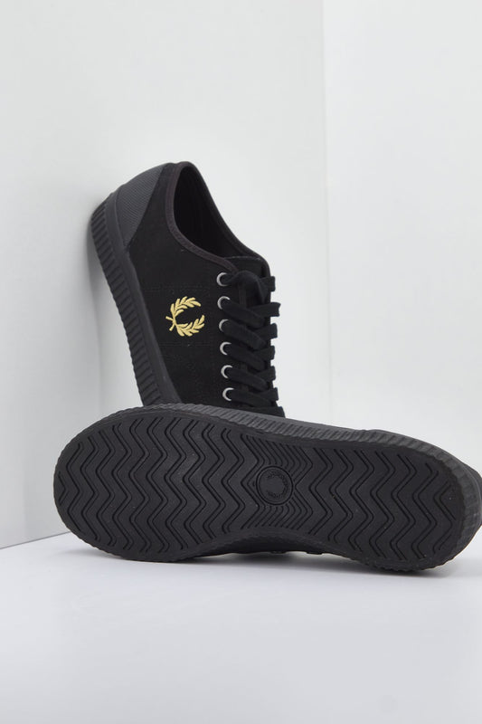 FRED PERRY B8108 en color NEGRO (2)