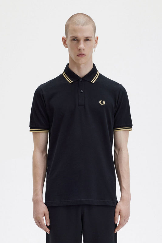 FRED PERRY TWIN TIPPED en color NEGRO (1)