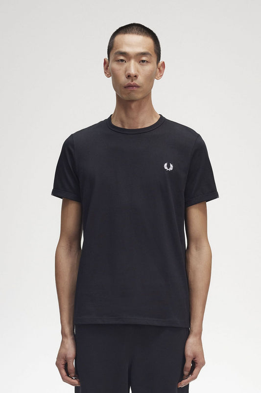 FRED PERRY RINGER T-SHIRT en color NEGRO (1)