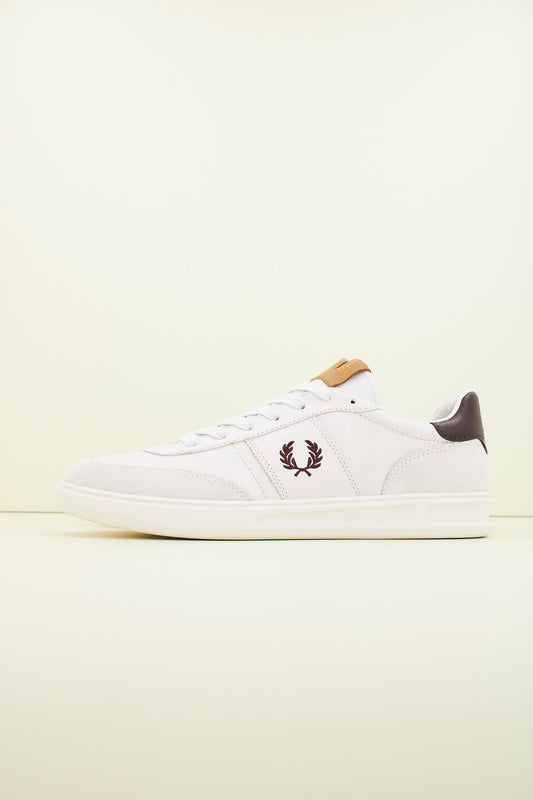 FRED PERRY LEATHER en color BLANCO (1)