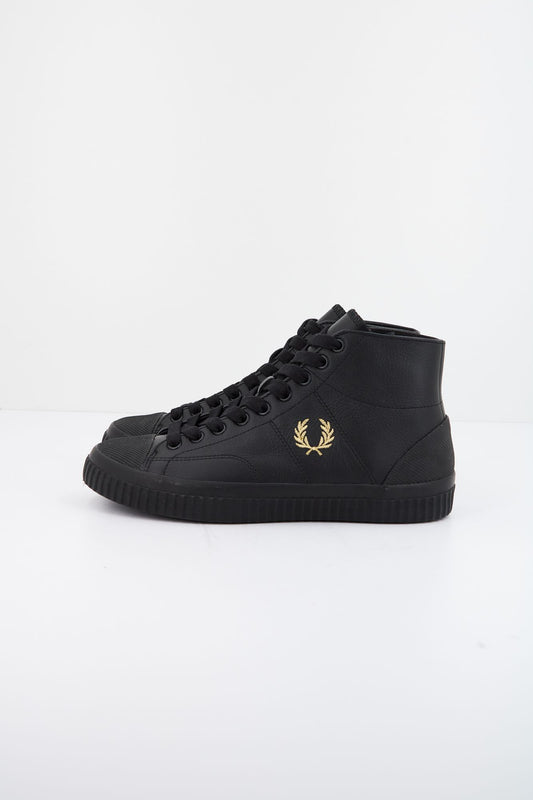 FRED PERRY HUGHES MID LEATHER en color NEGRO (1)