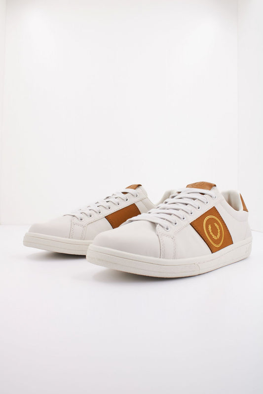 FRED PERRY B721 LEATHER/BRANDE en color BLANCO (2)