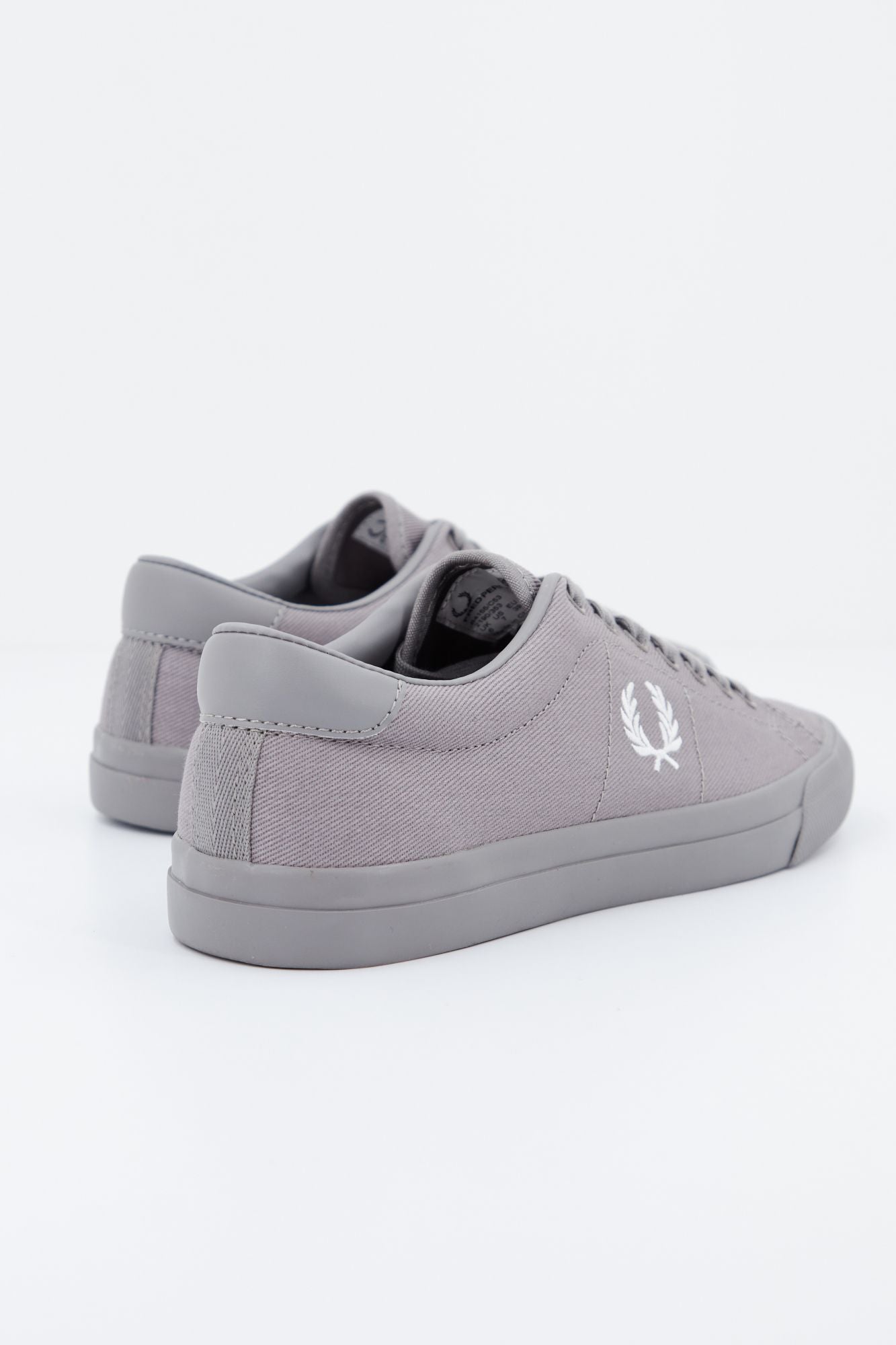 FRED PERRY UNDERSPIN TWILL en color GRIS (3)