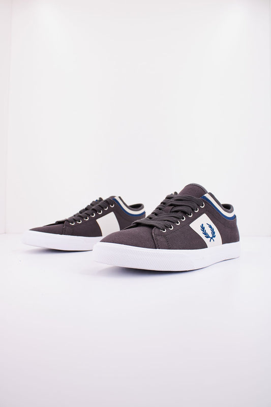 FRED PERRY UNDERSPIN TIPPED CT en color MARRON (2)