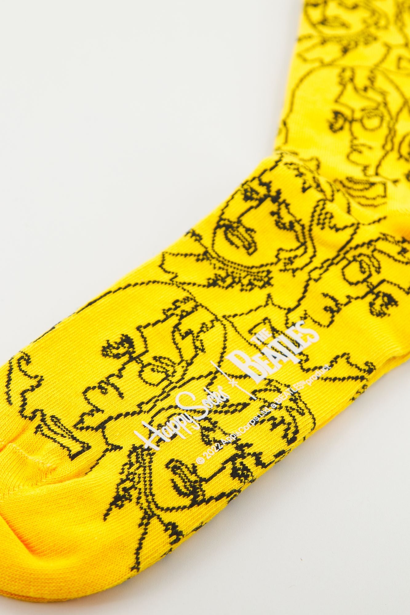 HAPPY SOCKS BEATLES YELLOW SUBMARINE en color AMARILLO (4)