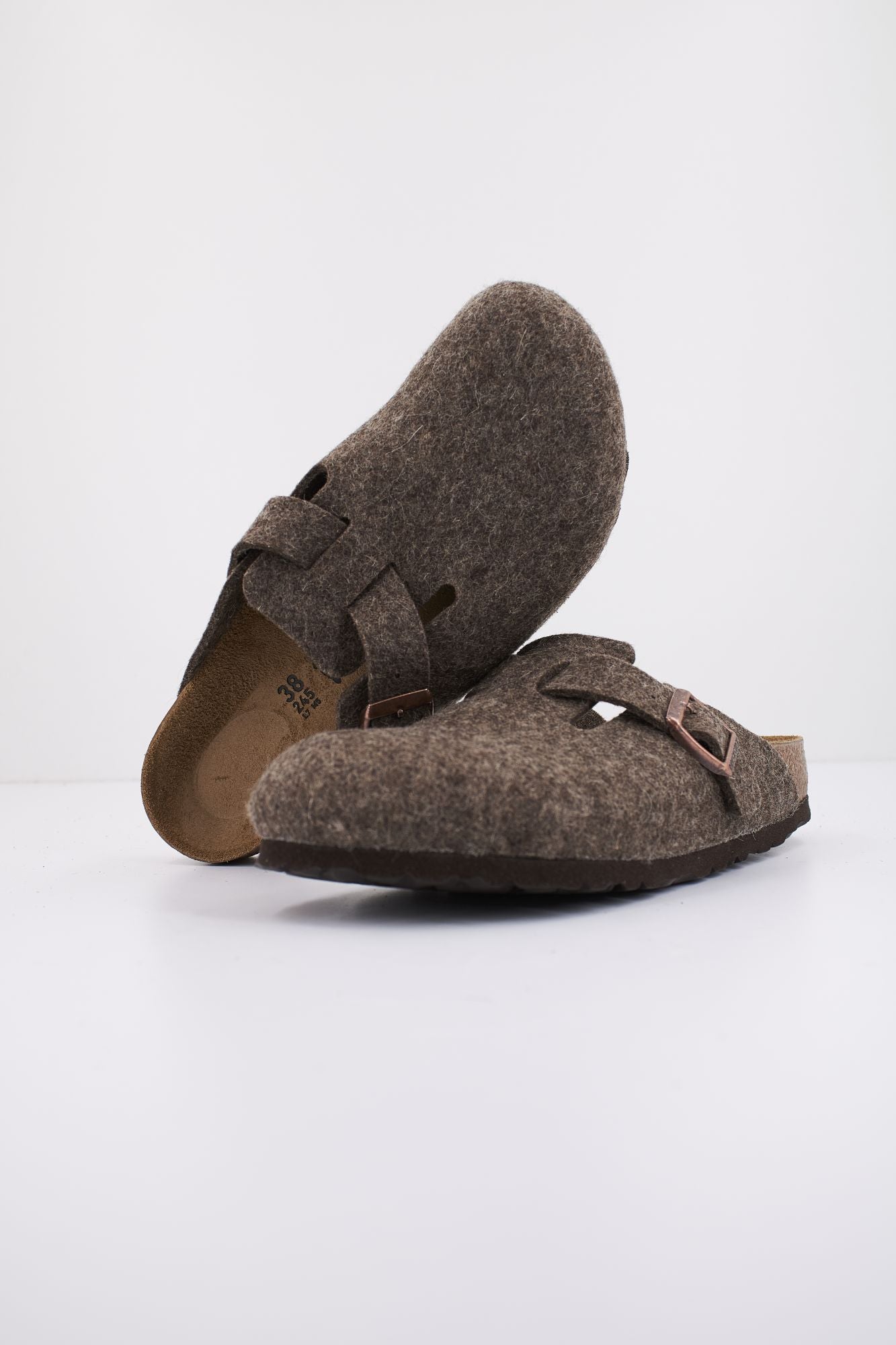 BIRKENSTOCK BOSTON WOOL FELT en color MARRON (4)