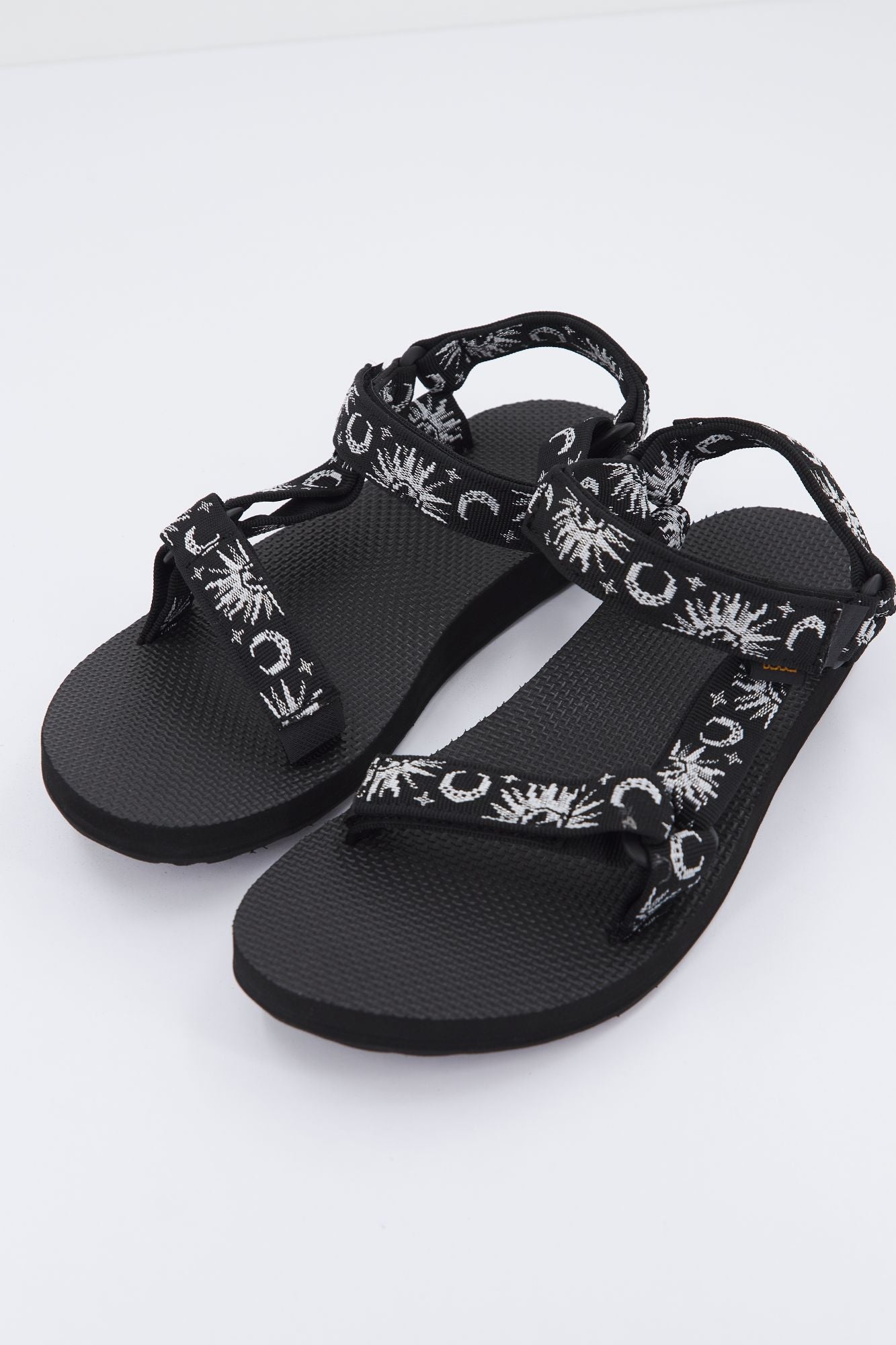 TEVA W ORIGINAL UNIVERS en color NEGRO (2)