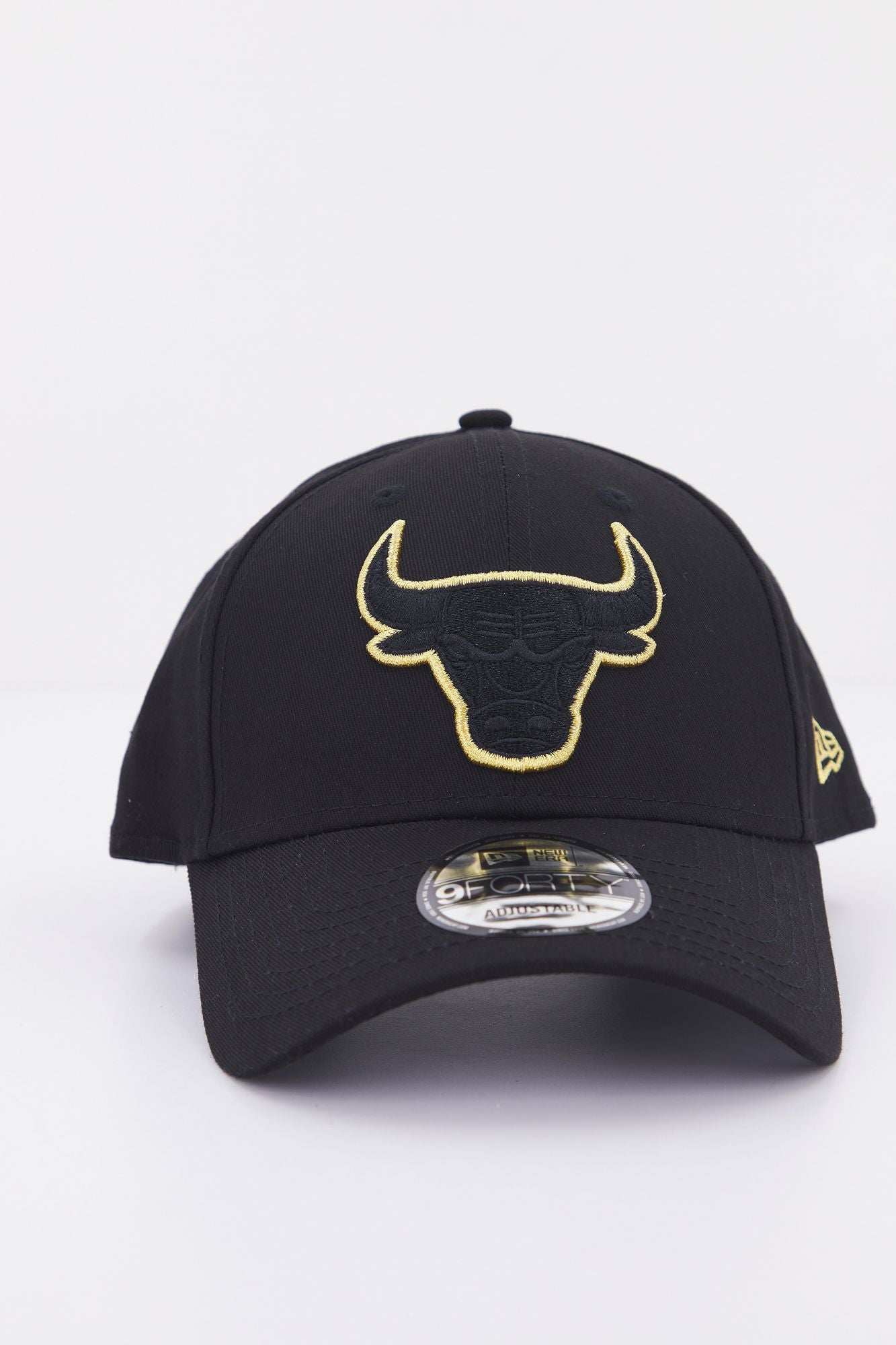 NEW ERA METALLIC POP 9FORTY CHIBUL en color NEGRO (1)